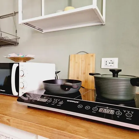 La Voltellina Oltre Holidays Apartment *